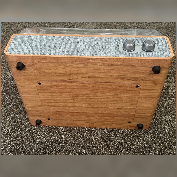 Tanlanin Vintage Style Tabletop Bluetooth Turntable Player - Picture 8 of 13